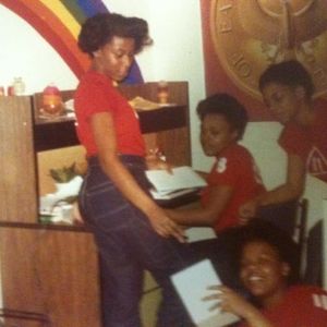 Meet your Posher, D'marie